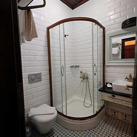 Bed & Breakfast Ipekyolu 4*