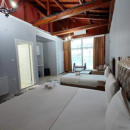 Ipekyolu Bed & Breakfast 4*