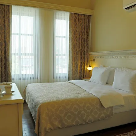 住宿加早餐酒店 布尔萨依皮佑鲁住宿加早餐旅馆 伯萨